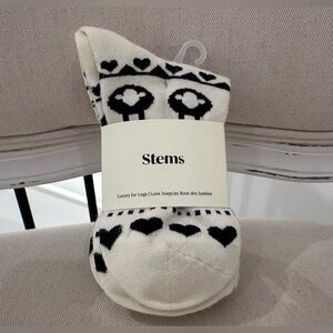 Stems White and Black Nordic Patterned WOOL Blend Socks NWT